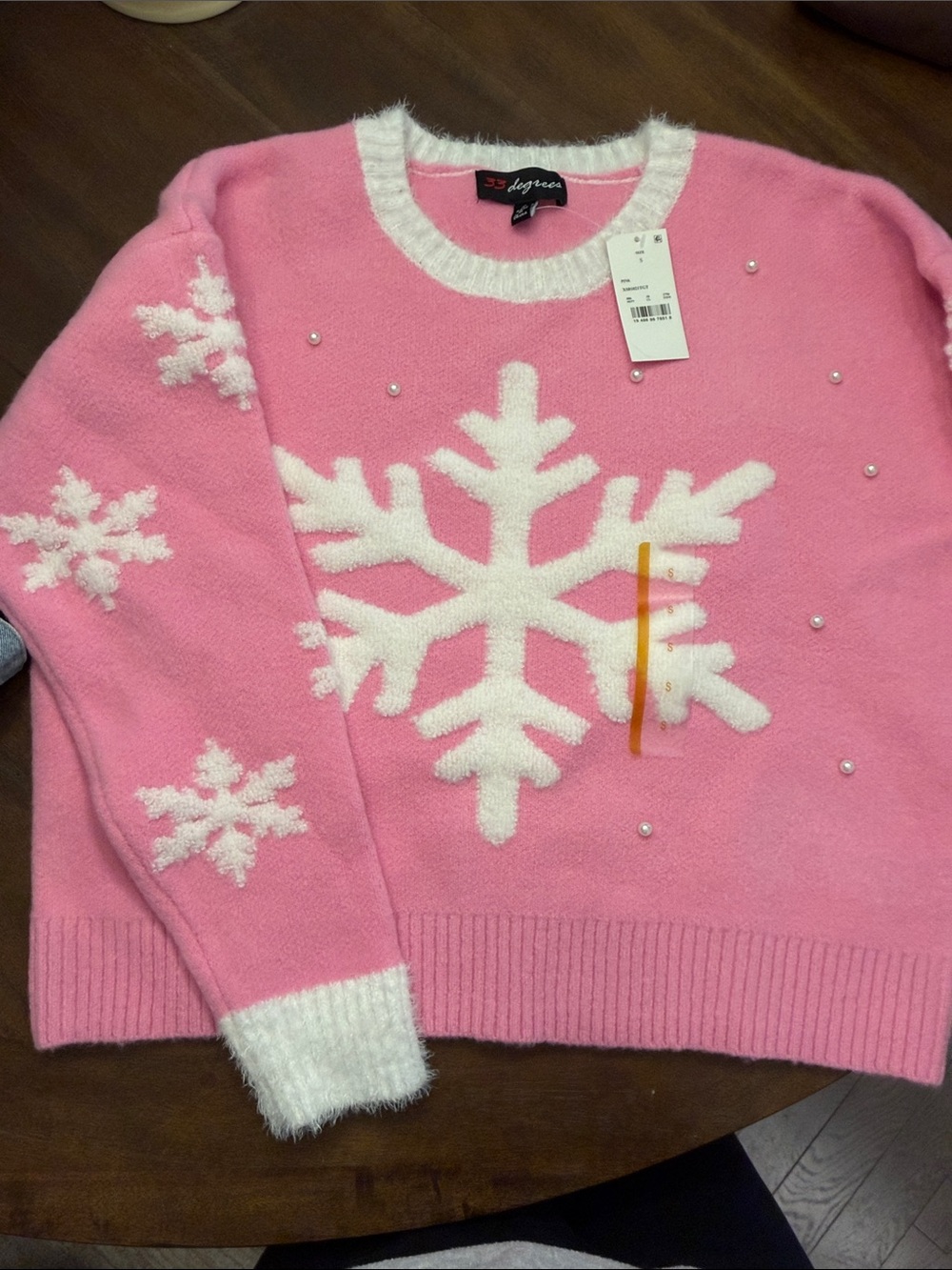 33 33 degrees pink Snowflake Crewneck Sweater by 3°degrees